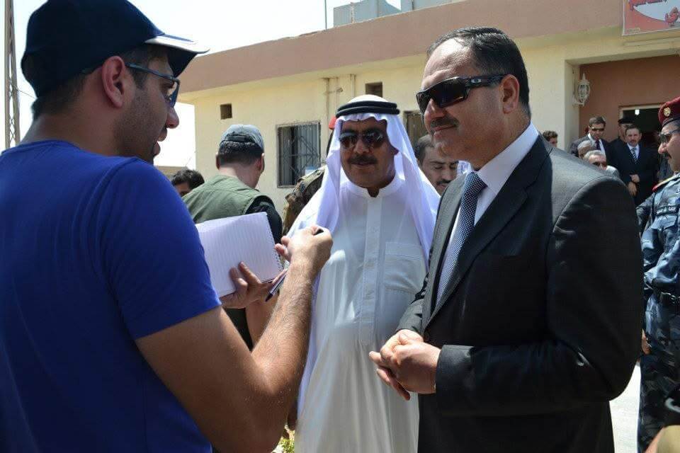 Journalist interviewing in Iraq conflict zone